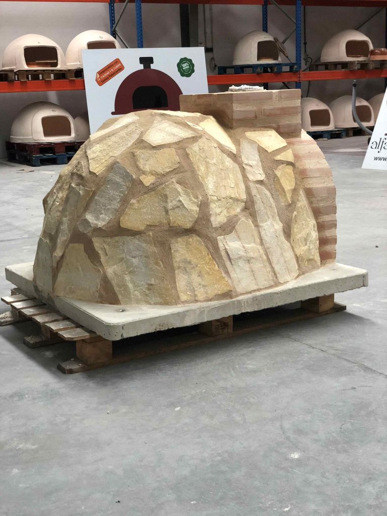 Finitions populaires des fours &agrave; bois.