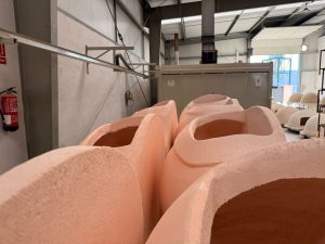 Fabrication artisanale de fours à bois